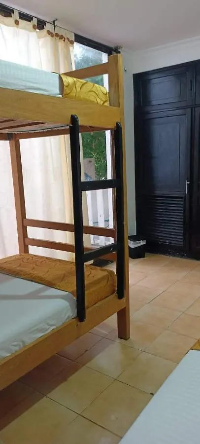 Cabaña Salguero Santa Marta  Pensión